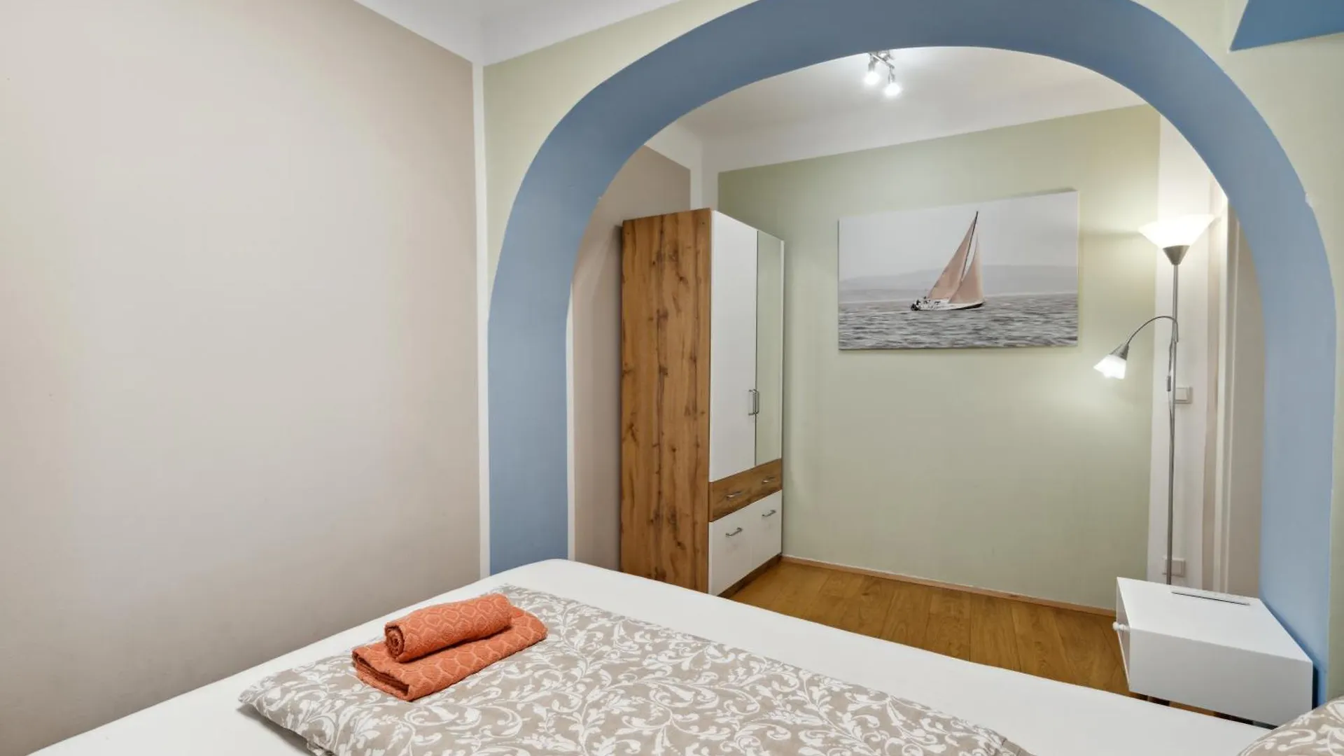 **** Aparthotel Florian'S Apartments In Mariahilf Vienna Austria