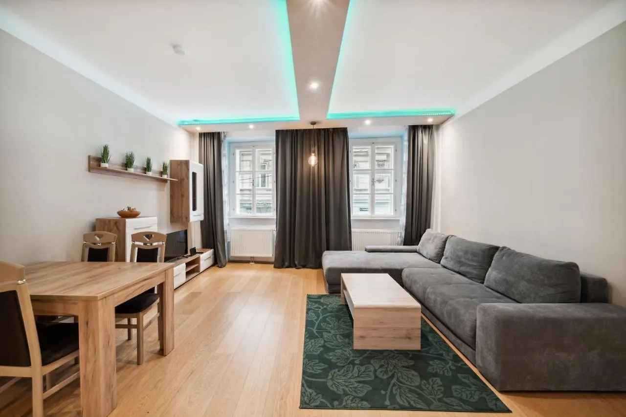 Florian'S Apartments In Mariahilf Vienna 4*,  Austria